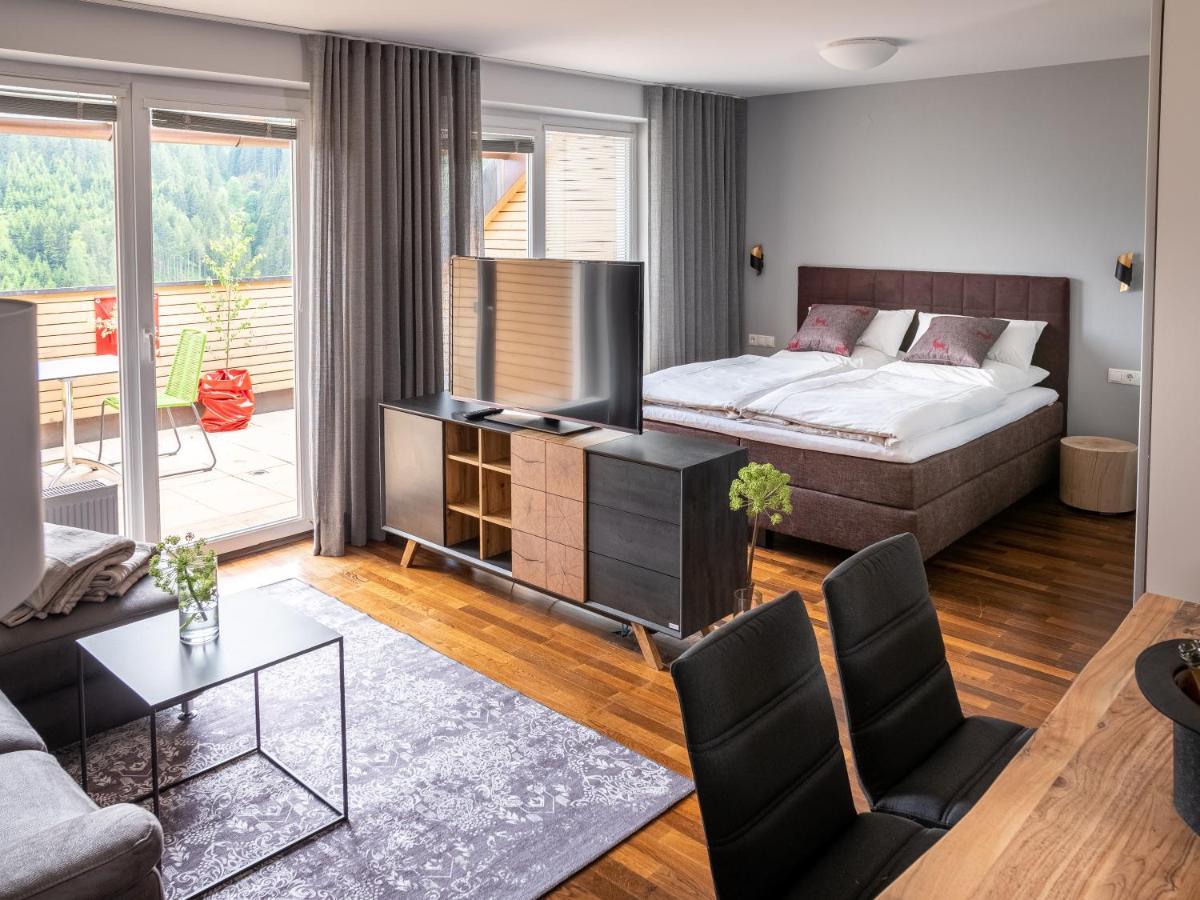 Der Sonnberg Alpinlodges - Apartments Mit Seeblick, Privater Sauna Und Self Check-In Zell am See Kültér fotó