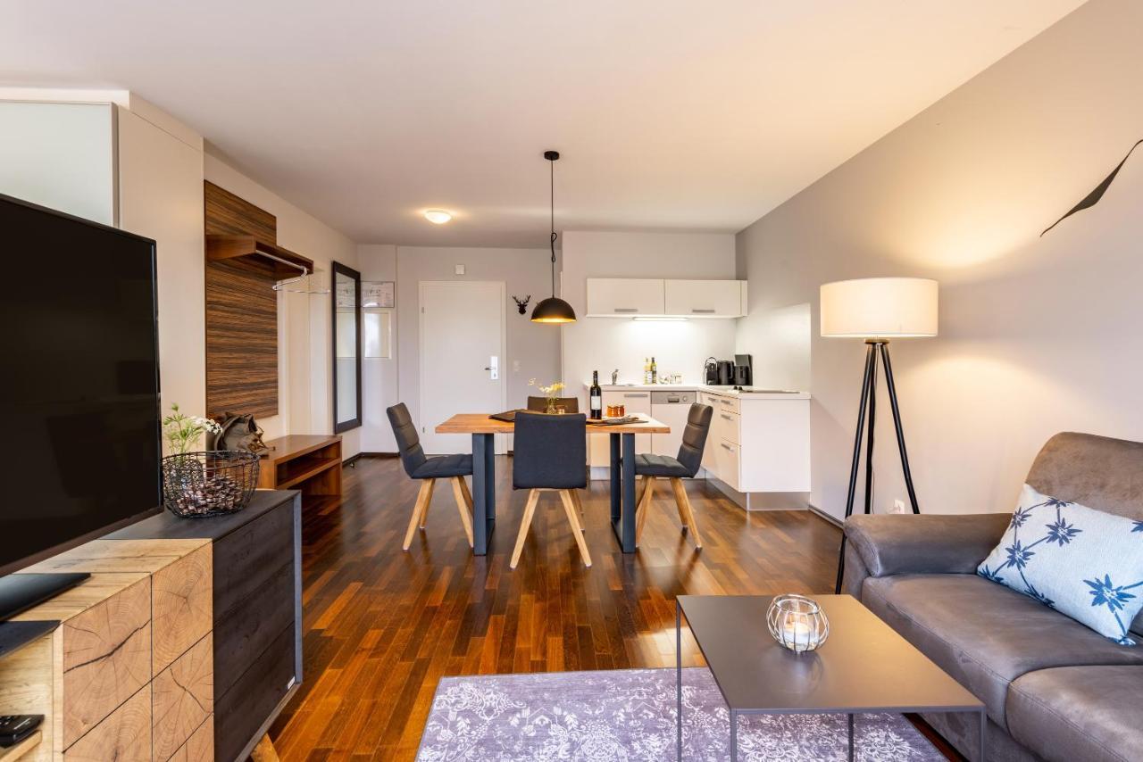 Der Sonnberg Alpinlodges - Apartments Mit Seeblick, Privater Sauna Und Self Check-In Zell am See Kültér fotó