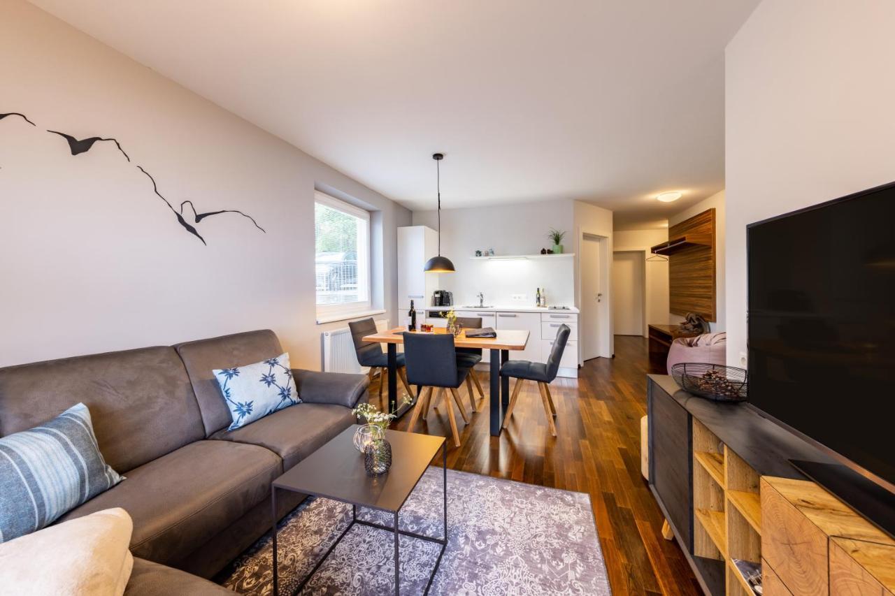 Der Sonnberg Alpinlodges - Apartments Mit Seeblick, Privater Sauna Und Self Check-In Zell am See Kültér fotó