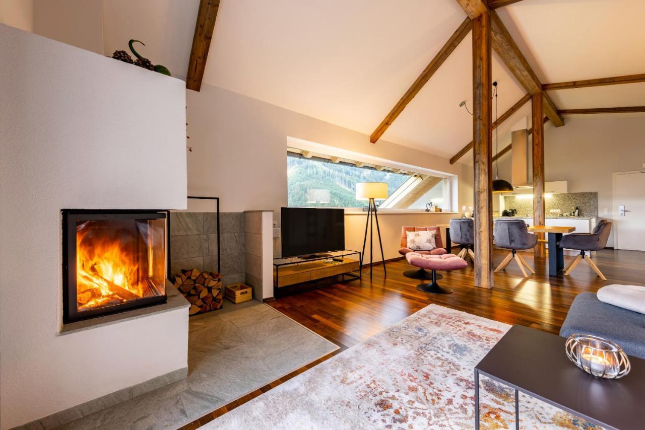 Der Sonnberg Alpinlodges - Apartments Mit Seeblick, Privater Sauna Und Self Check-In Zell am See Kültér fotó